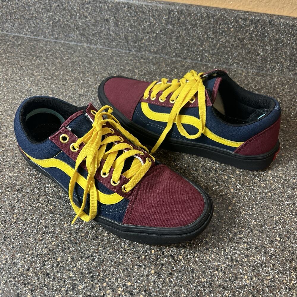 VANS ComfyCush Customs Canvas Multicolor Skate Shoe Womens 9 Low Lace Up Men 7.5